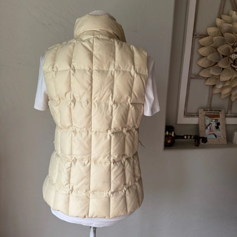 Gap Women's Winter Ivory Down Puffer Vest ‎ Size: Small